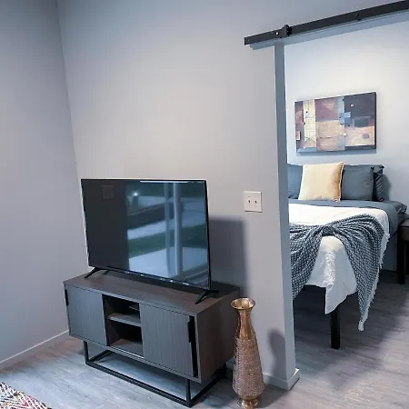 Sleepover 1Bd 1Ba Omaha Apartments Exterior photo