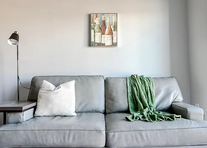 Sleepover 1Bd 1Ba Omaha Apartments